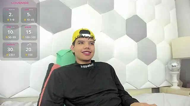 Axel Forte online show from October 29, 1:32 pm