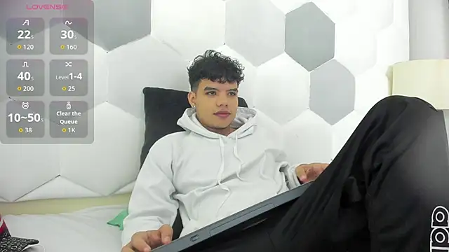 Axel Forte online show from December 5, 1:10 pm