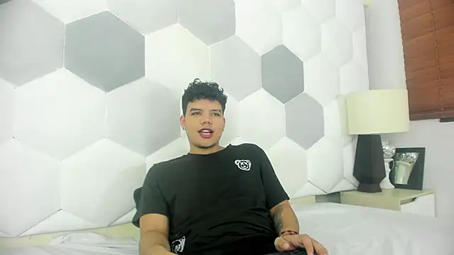 Axel Forte online show from April 4, 2:01 pm