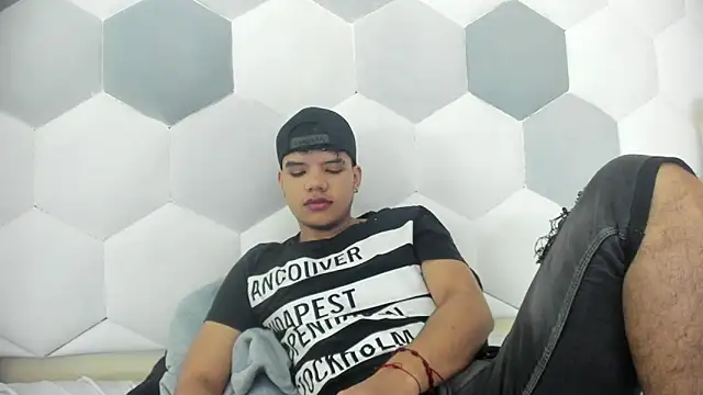 Axel Forte online show from December 22, 1:00 pm