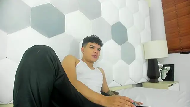 Axel Forte online show from March 24, 3:01 pm