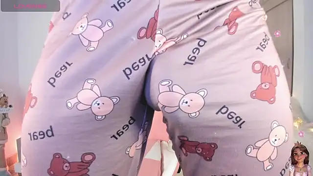 your favorite doll  online show from November 20, 7:25 pm