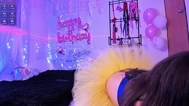 Snapshot of Agata__Rose chatting on May 17, 12:21 am Agata Rose online show from May 17, 12:21 am