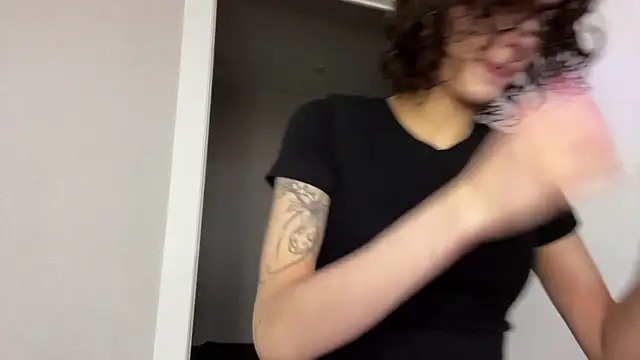 SibleyBurner online show from April 19, 4:46 am