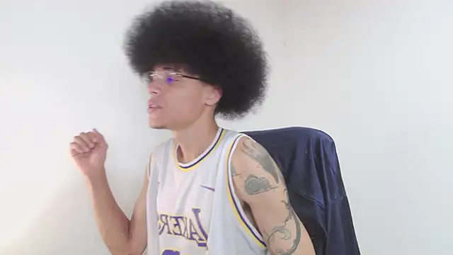 Smith Gael online show from February 26, 10:54 pm