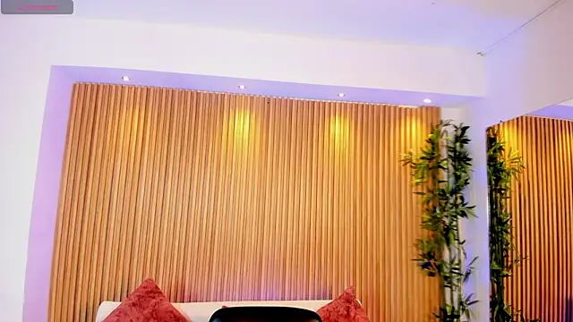 Ivaannaa  online show from February 11, 12:38 pm