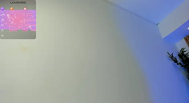 Snapshot of Ivaannaa_ chatting on May 14, 11:18 am Ivaannaa online show from May 14, 11:18 am