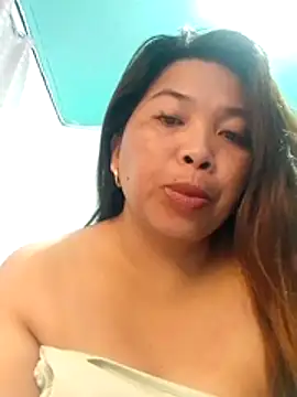 Snapshot of Sweet_fatty18 chatting on October 16, 9:56 pm Sweet fatty18 online show from October 16, 9:56 pm