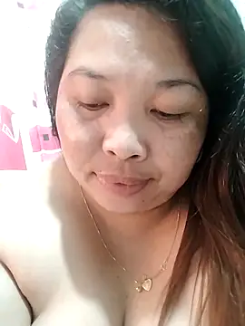 Snapshot of Sweet_fatty18 chatting on March 4, 5:11 am Sweet fatty18 online show from March 4, 5:11 am