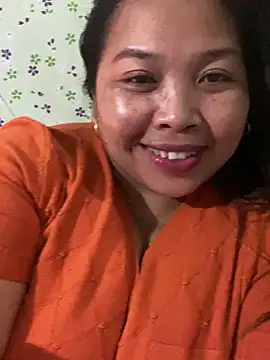 Snapshot of Sweet_fatty18 chatting on January 20, 9:56 am Sweet fatty18 online show from January 20, 9:56 am