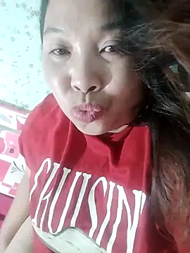Snapshot of Sweet_fatty18 chatting on March 7, 10:35 am Sweet fatty18 online show from March 7, 10:35 am