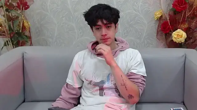 Snapshot of star_boyxx chatting on September 9, 2:26 pm star boyxx online show from September 9, 2:26 pm
