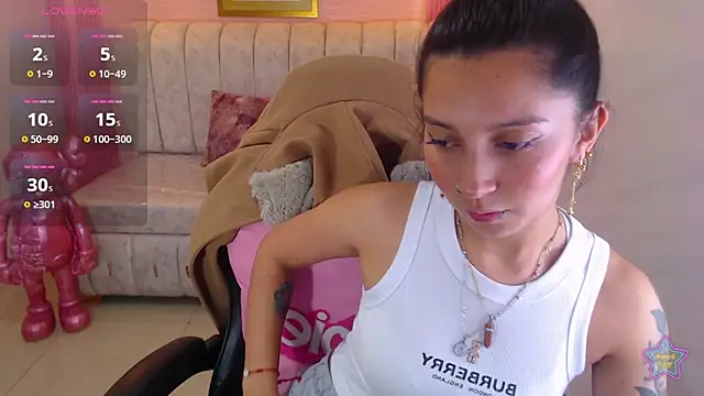 madhison klain s online show from February 11, 8:20 pm