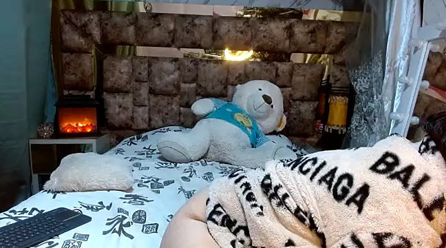 Snapshot of Luifer_saenz chatting on March 1, 3:21 am Luifer saenz online show from March 1, 3:21 am