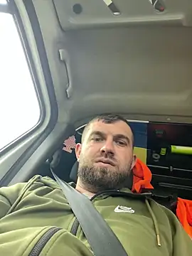 Snapshot of daniel21p chatting on March 12, 3:18 pm daniel21p online show from March 12, 3:18 pm