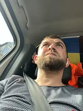 Snapshot of daniel21p chatting on March 10, 3:30 pm daniel21p online show from March 10, 3:30 pm