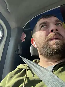 Snapshot of daniel21p chatting on February 28, 12:20 pm daniel21p online show from February 28, 12:20 pm