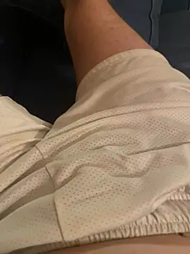 Snapshot of daniel21p chatting on February 21, 8:49 pm daniel21p online show from February 21, 8:49 pm