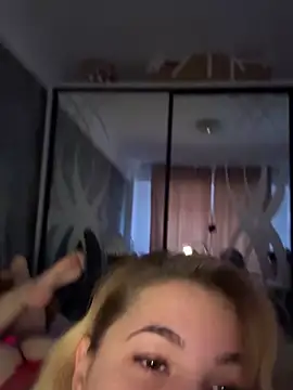 SelenaaD online show from November 28, 8:25 am