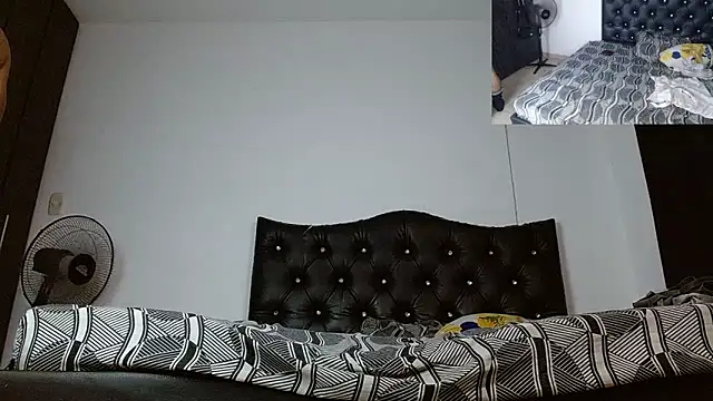 Snapshot of Javier_Hot27 chatting on February 24, 5:14 pm Javier Hot27 online show from February 24, 5:14 pm