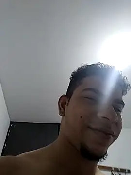 Snapshot of Javier_Hot27 chatting on February 22, 12:05 am Javier Hot27 online show from February 22, 12:05 am