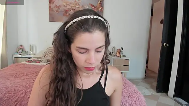 jessyegoldenn online show from March 13, 9:26 pm