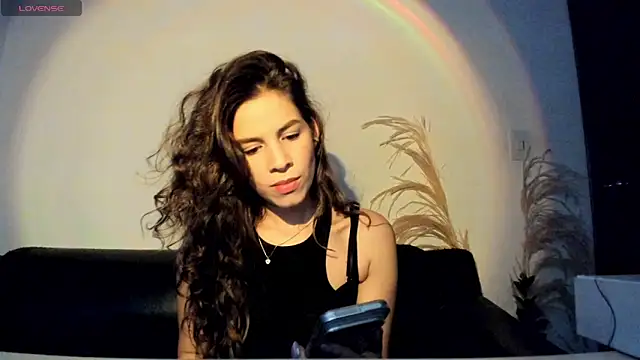 Snapshot of jessyegoldenn chatting on June 18, 12:53 am jessyegoldenn online show from June 18, 12:53 am