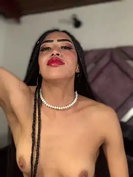 MichelleDiaz Pink online show from March 12, 10:37 am