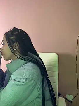 MichelleDiaz Pink online show from March 11, 4:30 am