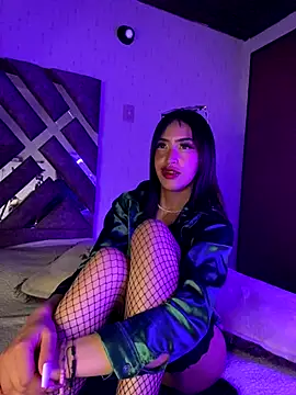 MichelleDiaz Pink online show from November 12, 4:27 am