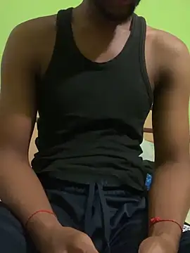 BttmGuy01 online show from April 4, 10:27 pm