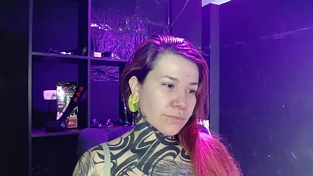 Snapshot of Pandora_9666 chatting on October 21, 2:16 pm Pandora 9666 online show from October 21, 2:16 pm