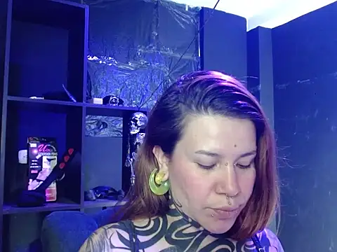 Snapshot of Pandora_9666 chatting on November 10, 12:04 am Pandora 9666 online show from November 10, 12:04 am