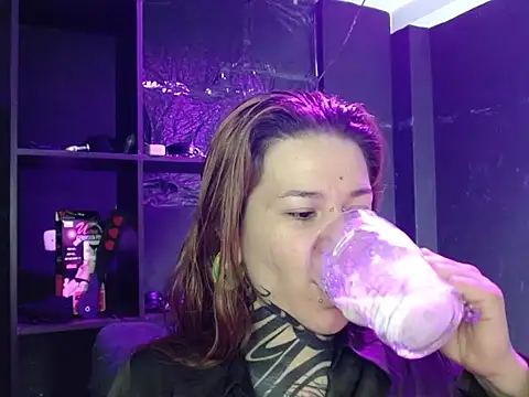 Snapshot of Pandora_9666 chatting on October 23, 3:32 pm Pandora 9666 online show from October 23, 3:32 pm