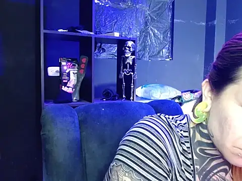 Snapshot of Pandora_9666 chatting on November 24, 4:51 pm Pandora 9666 online show from November 24, 4:51 pm