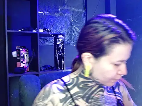 Snapshot of Pandora_9666 chatting on November 4, 2:10 pm Pandora 9666 online show from November 4, 2:10 pm