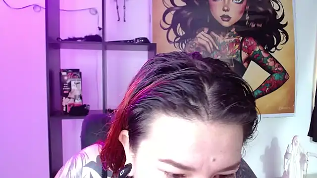 Snapshot of Pandora_9666 chatting on July 18, 4:15 pm Pandora 9666 online show from July 18, 4:15 pm