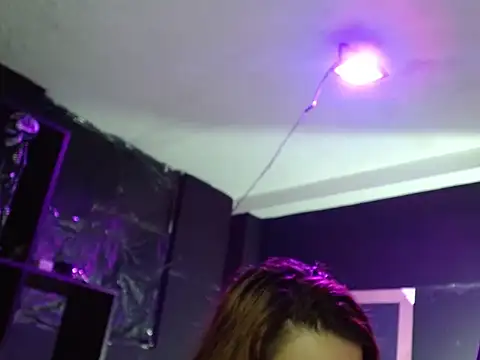 Snapshot of Pandora_9666 chatting on October 14, 1:50 am Pandora 9666 online show from October 14, 1:50 am