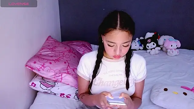 hellokitty  valery online show from February 12, 11:04 pm