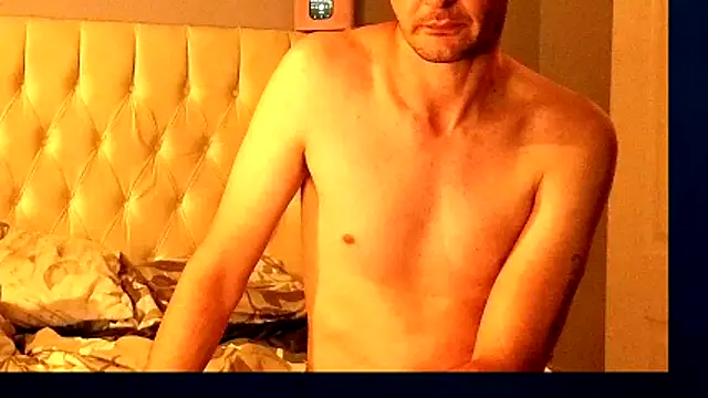 ebonylover1 online show from April 10, 10:28 pm