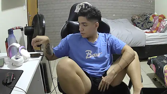 Snapshot of brancooodonto chatting on October 13, 1:51 am brancooodonto online show from October 13, 1:51 am