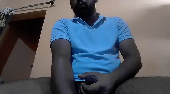 Snapshot of sexymoderater chatting on March 23, 5:54 am sexymoderater online show from March 23, 5:54 am