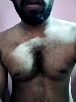 Snapshot of sexymoderater chatting on February 21, 6:29 am sexymoderater online show from February 21, 6:29 am