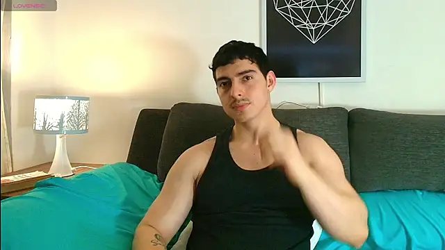 Snapshot of thomyafar chatting on September 11, 2:22 am thomyafar online show from September 11, 2:22 am