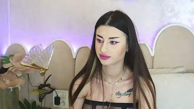 Alice Voss online show from November 15, 6:17 am