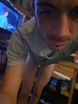 Polaroid White online show from October 28, 8:13 am