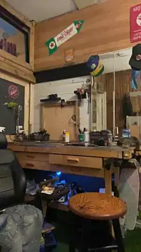 Polaroid White online show from November 8, 10:35 pm