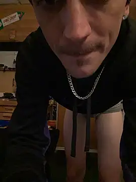 Polaroid White online show from November 11, 11:31 pm