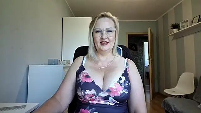 DianaLive online show from June 26, 6:41 am