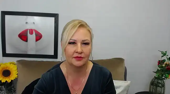 DianaLive online show from February 26, 7:12 am